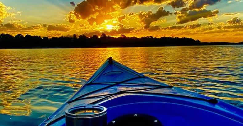 Enjoy kayaking Star Lake in Minnesota
